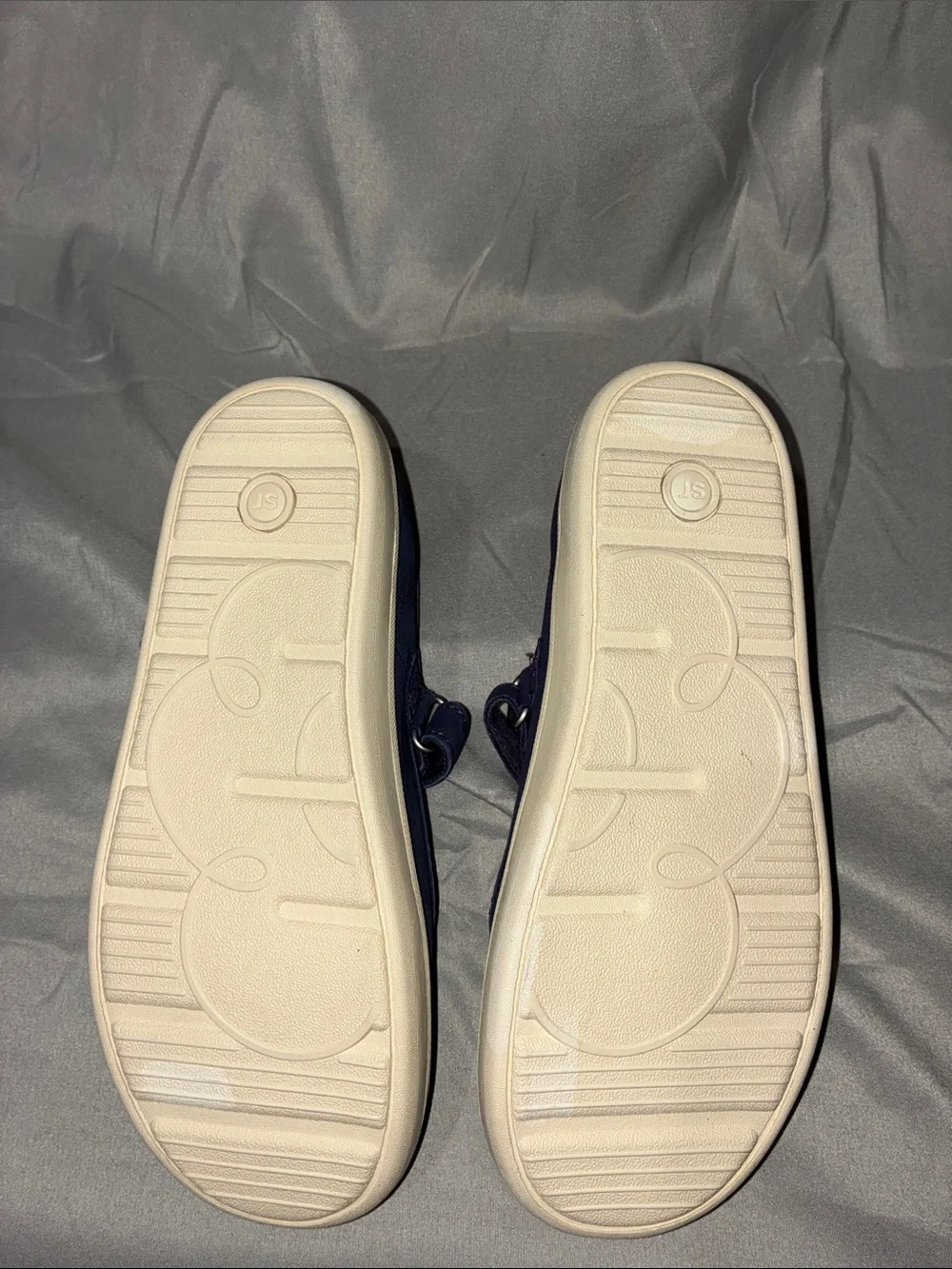 Stride Rite soft navy